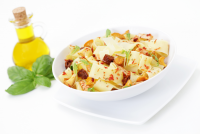 Papardelle z kurczakiem i suszonymi pomidorami Papardelle z kurczakiem i suszonymi pomidorami